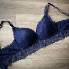 Load image into Gallery viewer, Navy Bra
